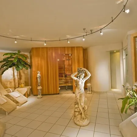 Koenigin Olga ホテル エルヴァンゲン