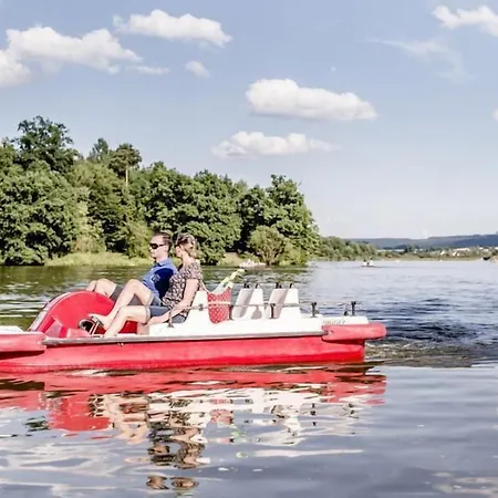 ホテル Koenigin Olga エルヴァンゲン