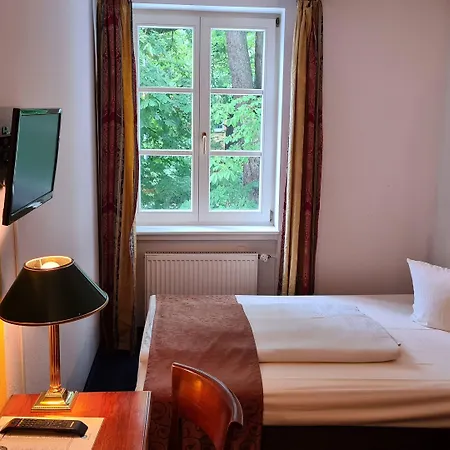 Koenigin Olga Ξενοδοχείο