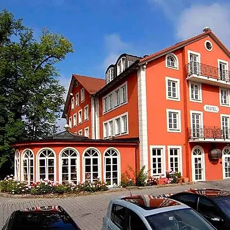 Szálloda Königin Olga 3*