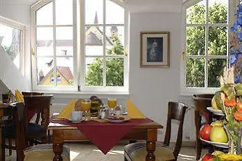Koenigin Olga Hotel 3*