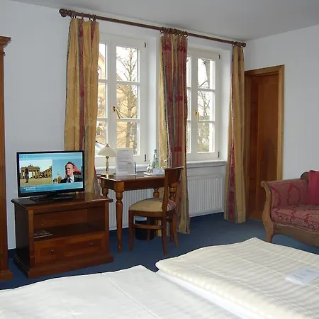 Koenigin Olga Hotel
